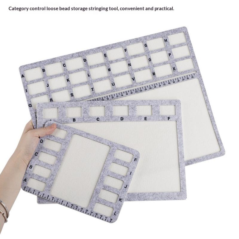 Alas Manik-Manik Felt Persegi  - Jewelry Making Board ulasan dan harga